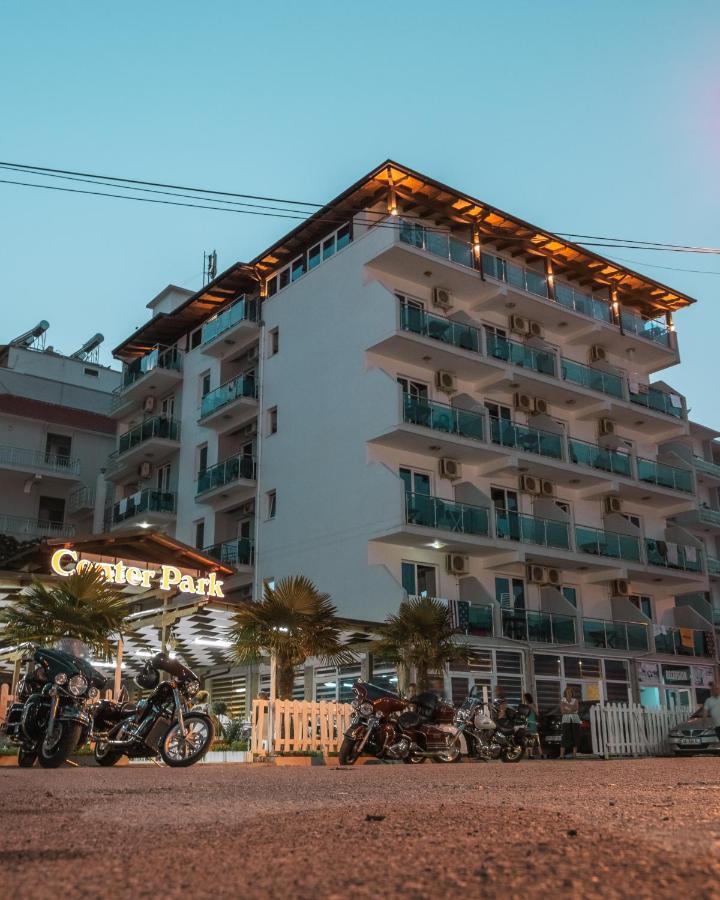 Center Park Hotel Velipoje Exterior photo