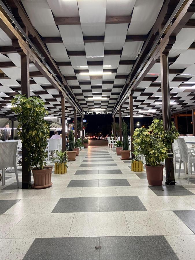 Center Park Hotel Velipoje Exterior photo
